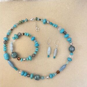 Turquoise Beaded Jewelry Set